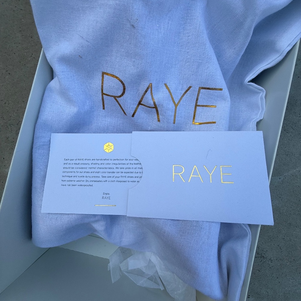 RAYE Blake Heel - Picture 4 of 13
